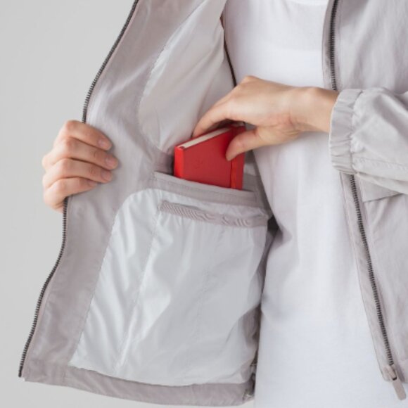 Lululemon Effortless Jacket Size 2 - Picture 8 of 11